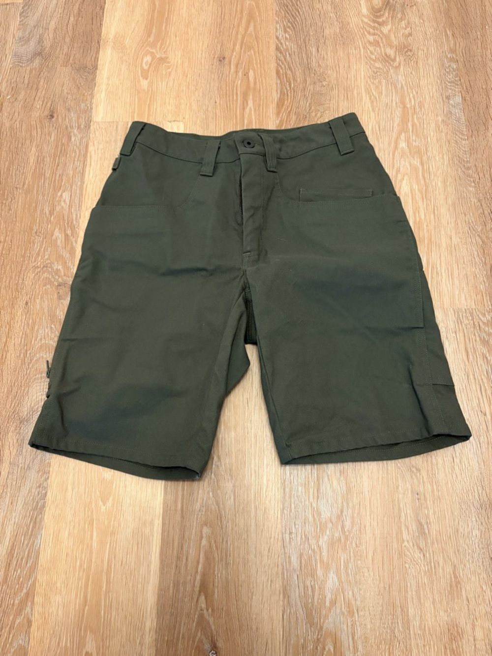 1620 Workwear Olive Green Cordura Utility Shorts Made in USA Size 30